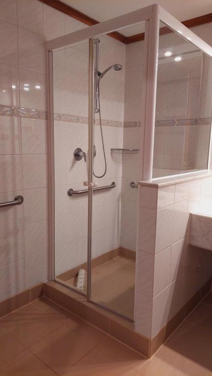 Koupelna v ubytování Hotel y Cabañas Llanuras de Diana - Caja Los Andes
