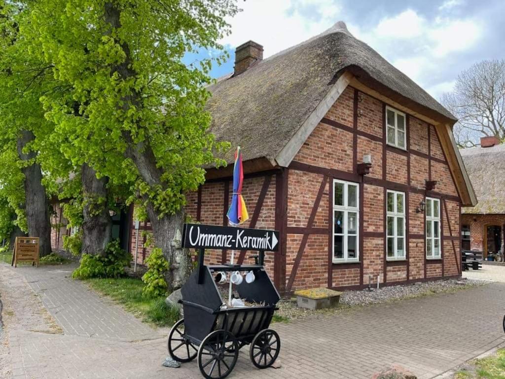 Jízda na kole v ubytování Holiday Home Vila Mare nebo okolí