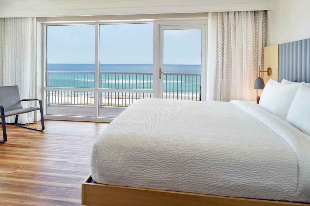 SpringHill Suites by Marriott Pensacola Beach - 