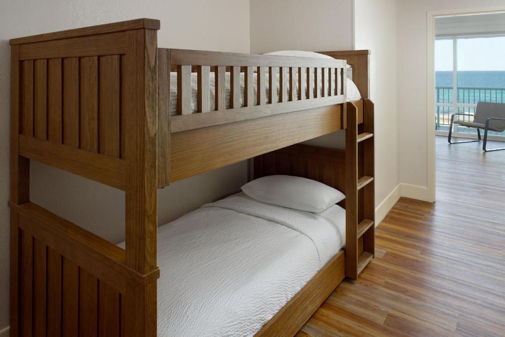 SpringHill Suites by Marriott Pensacola Beach - Suite Met 3 Slaapkamers, Direct Golfaanzicht, Gulf Front, Balkon