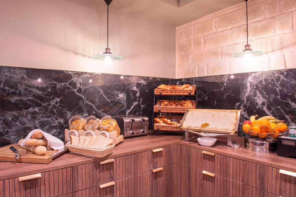 Hôtel Aston Paris - Resim 33