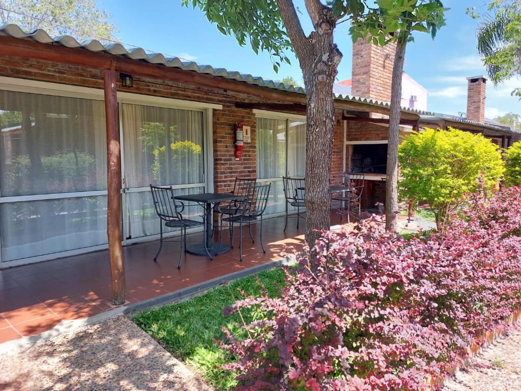 Hotel Jardines de Dayman