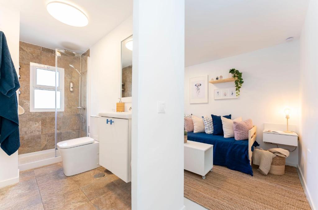 Kúpeľňa v ubytovaní Apartamento de un dormitorio cerca de la playa