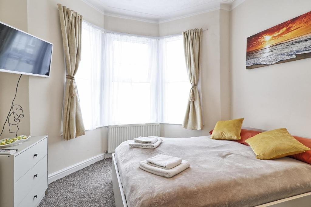 Lovely 1bedroom condo near the sea front, SouthendonSea, UK