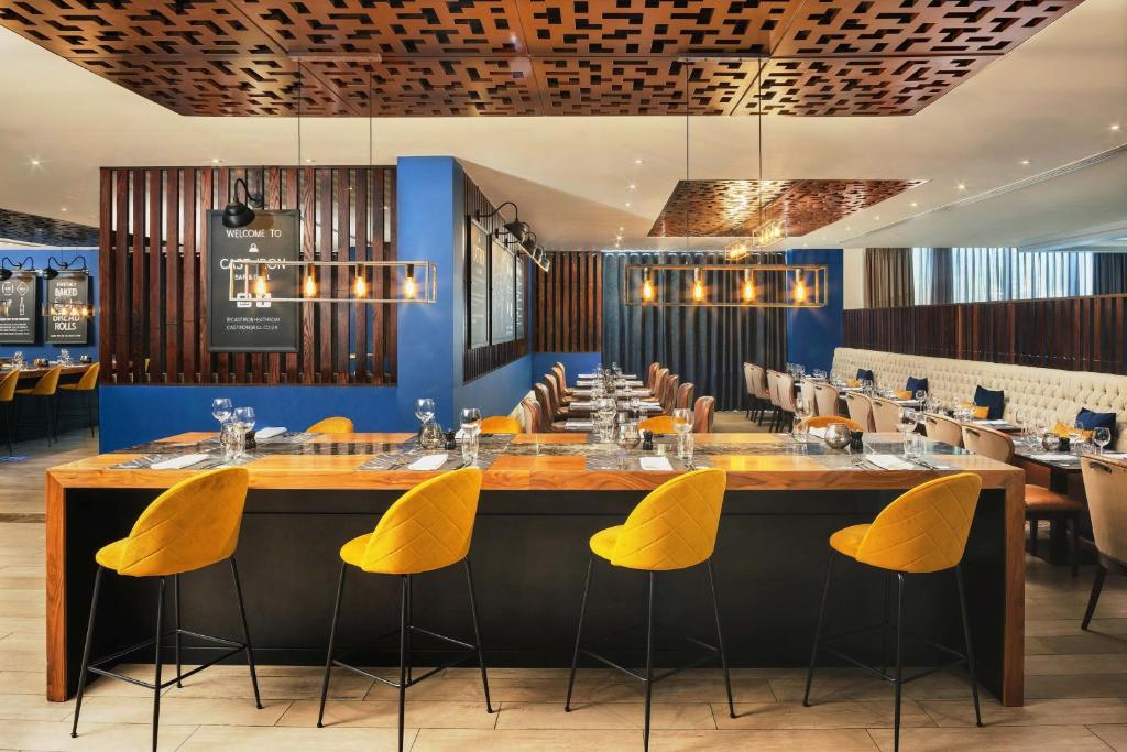 Sheraton Heathrow Hotel - Housity