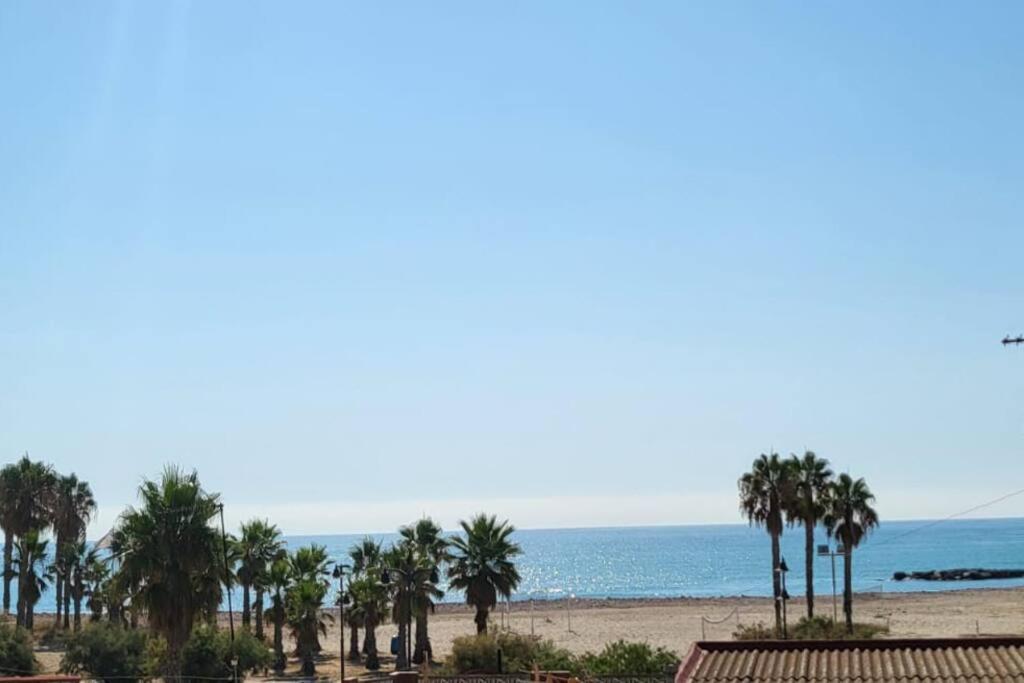 Romantico apartamento con vistas al mar, Chilches – Updated ...