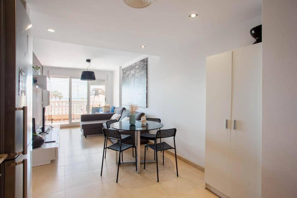 Romantico apartamento con vistas al mar, Chilches – Precios ...