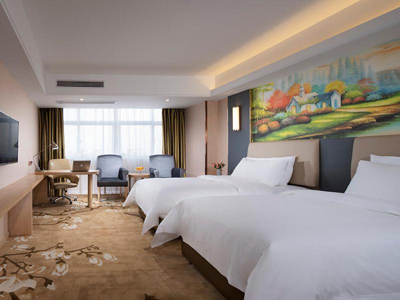Vienna Hotel Yichun Administration Center store - Deluxe Twin Room