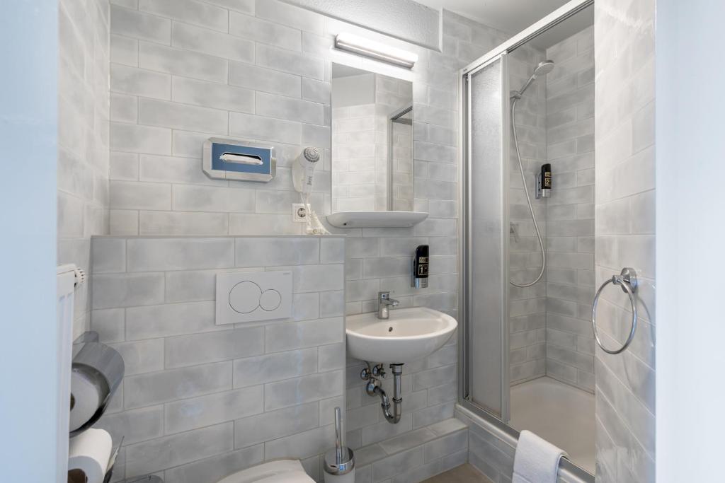 a&o Berlin Friedrichshain - Resim 8