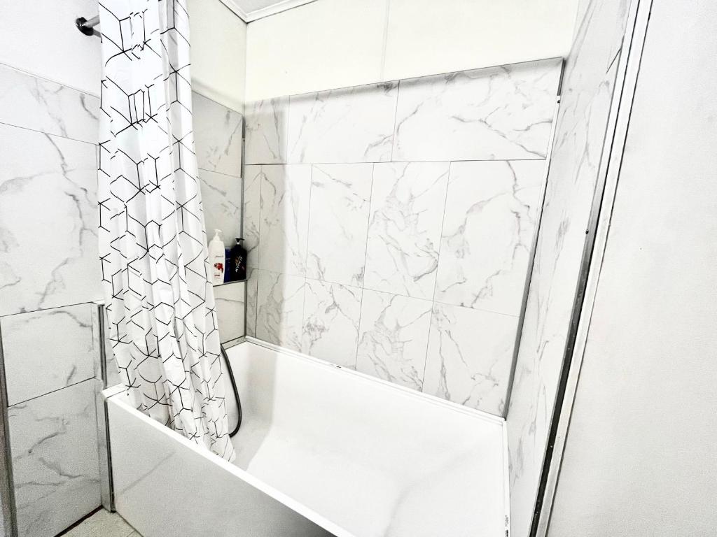 PRIVATE ROOMS IN CENTRAL AUCKLAND - Resim 3