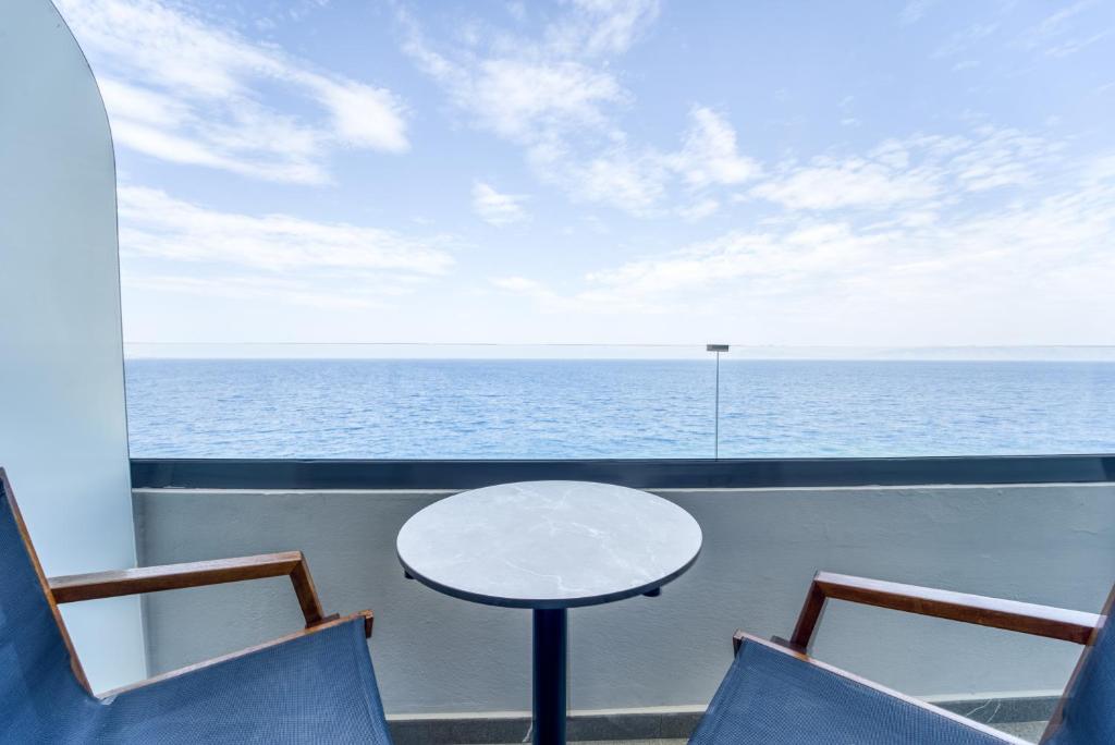 Island Sea Side Hotel - Adults Only - Resim 19