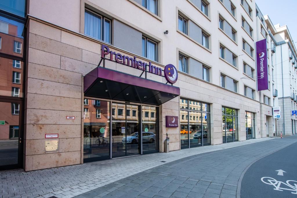 Premier Inn Nürnberg City Centre - Resim 9
