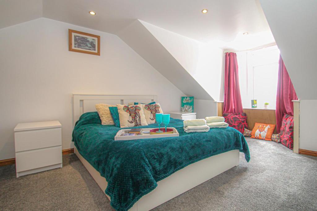 The Marrakech Style Loft Apartment, Carstairs (updated prices 2024)