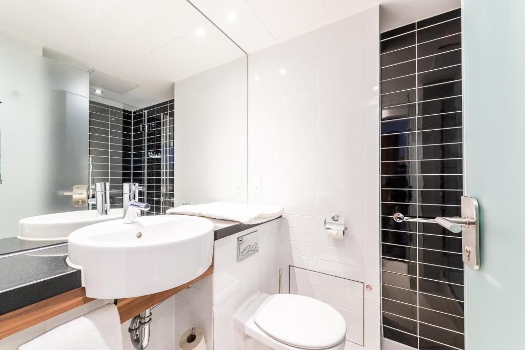 Premier Inn Nürnberg City Centre - Resim 18