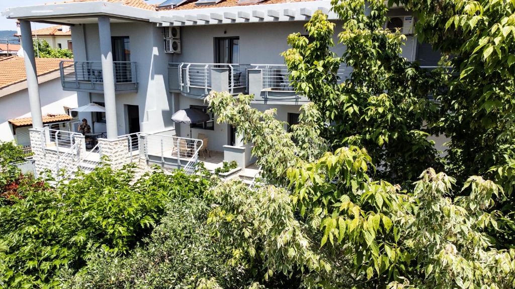 Booking.com: Villa Majestic by Travel Pro Services - Nikiti Halkidiki ,  Νικήτη, Ελλάδα - 9 Σχόλια επισκεπτών . Κάντε κράτηση ξενοδοχείου τώρα!