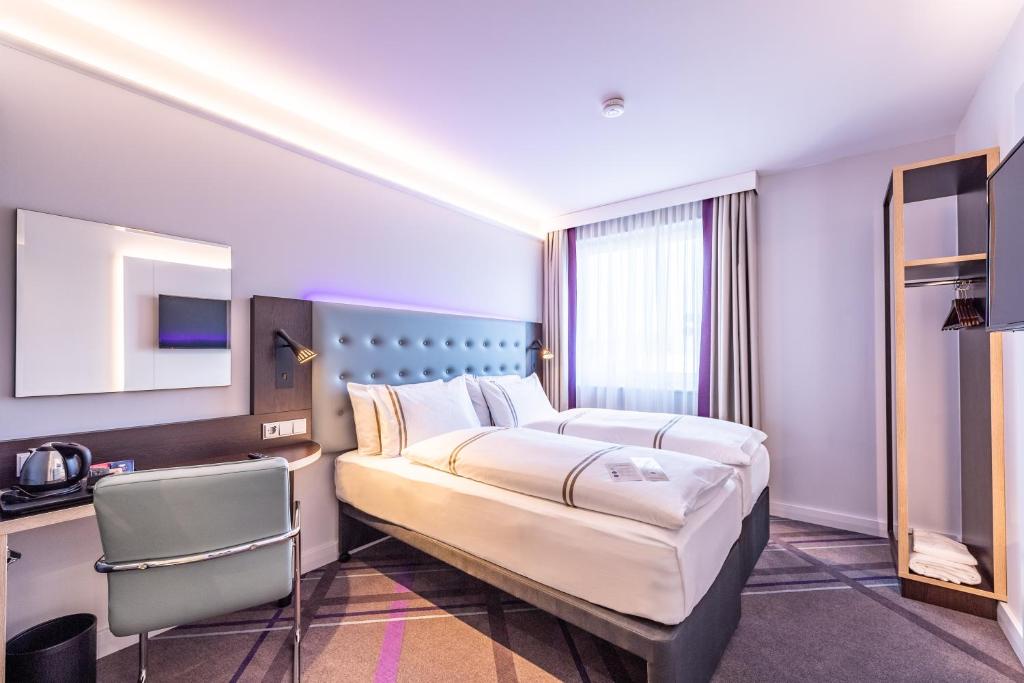 Posezení v ubytování Premier Inn Nürnberg City Nordost