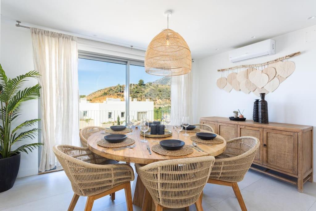 Fotografie z fotogalerie ubytování Higueron Private Home Sea & Mountain by Ensuite v destinaci Mijas