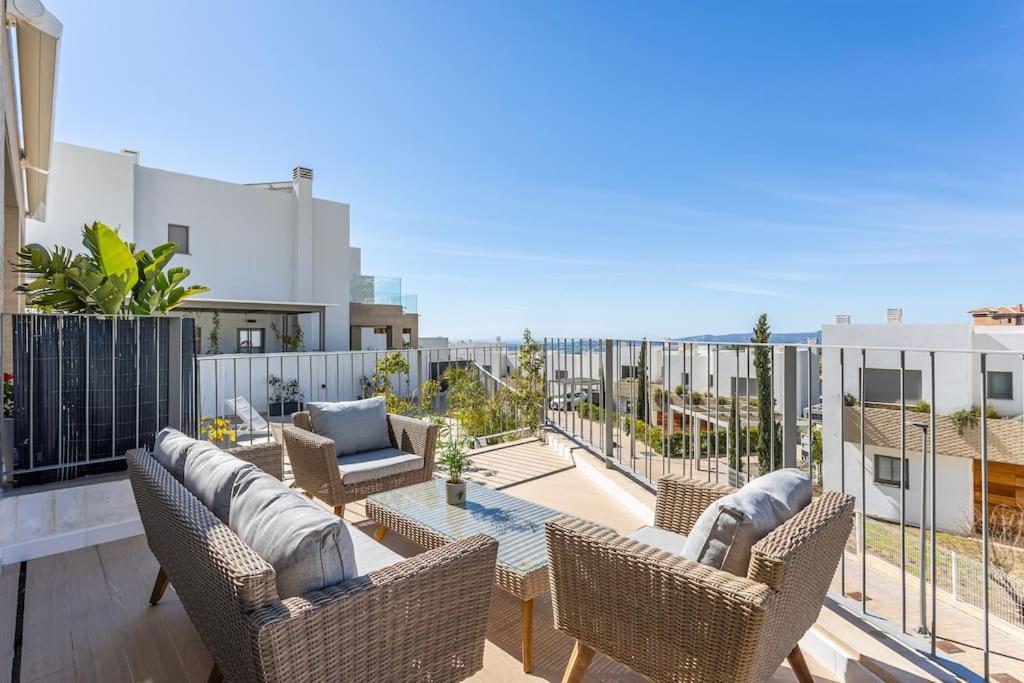 Fotografie z fotogalerie ubytování Higueron Private Home Sea & Mountain by Ensuite v destinaci Mijas