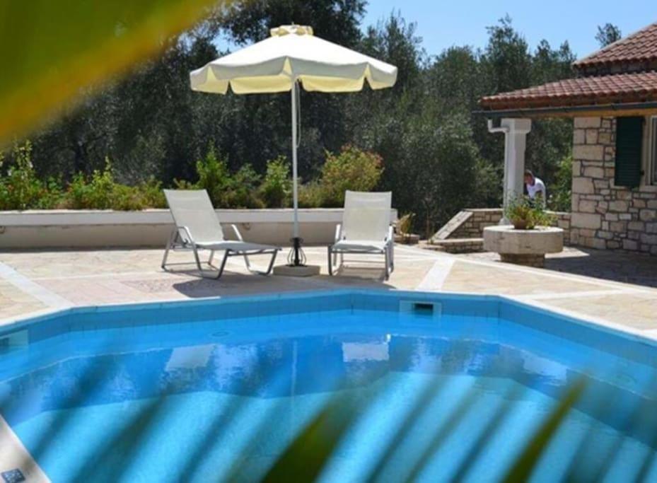Fotografie z fotogalerie ubytování Villa Delphini v destinaci Gaios