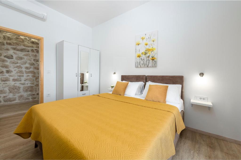 Postel nebo postele na pokoji v ubytování Villa Royal House