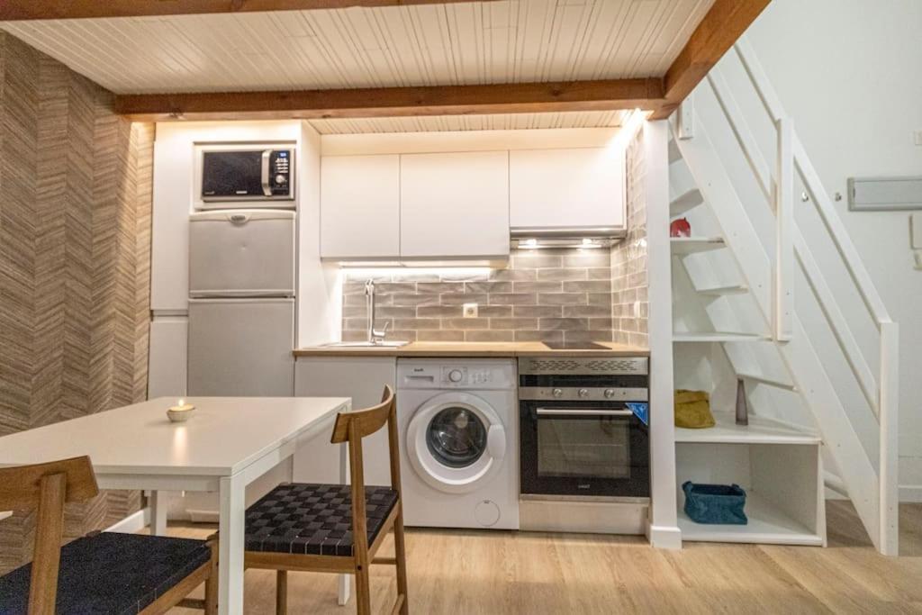 Kuchyň nebo kuchyňský kout v ubytování Pequeño estudio madrileño