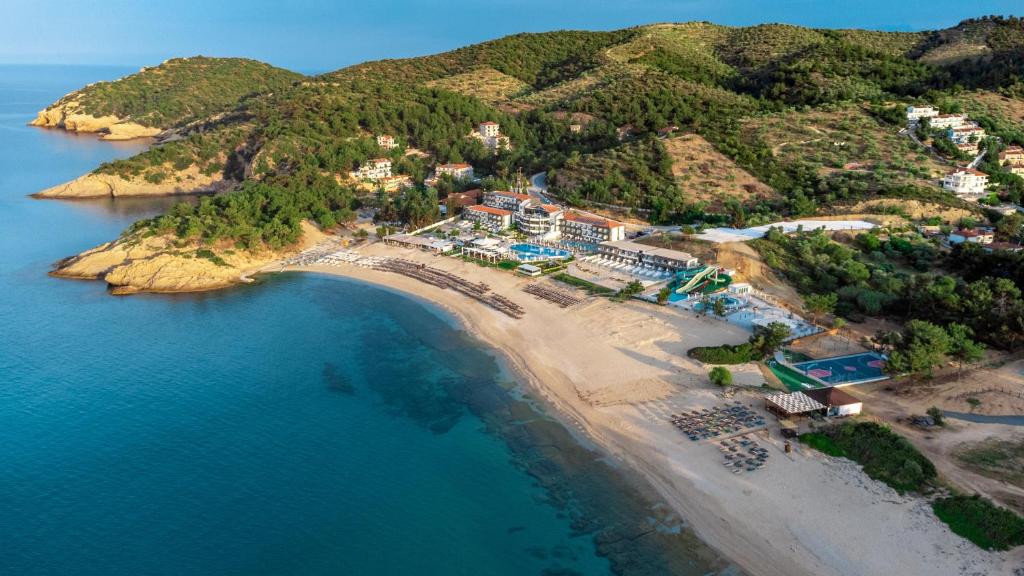 Blue Dream Palace Trypiti Beach Spa Resort & Hive water park, Limenaria