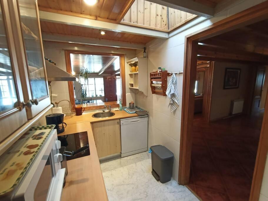 Fotografia z galérie ubytovania Mirador de Caión. Casa Rural completa con Piscina v destinácii Cayón