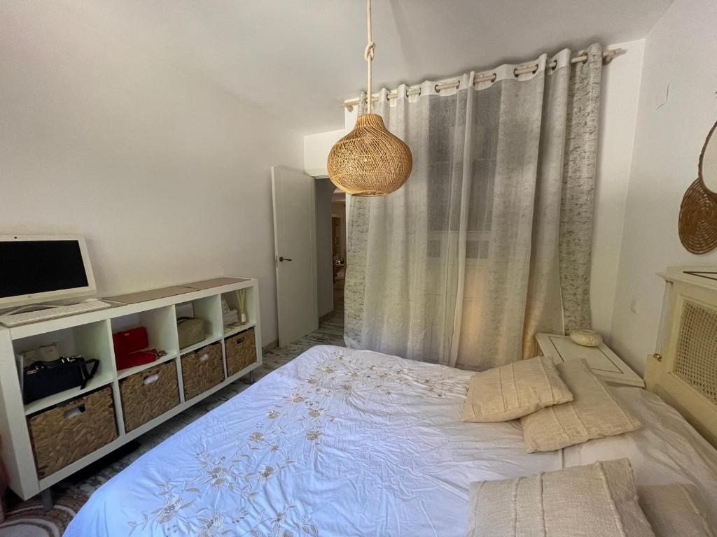 Fotografie z fotogalerie ubytování Lujoso bajo con jardín y jacuzzi privado Calahonda Royale v destinaci Cabopino