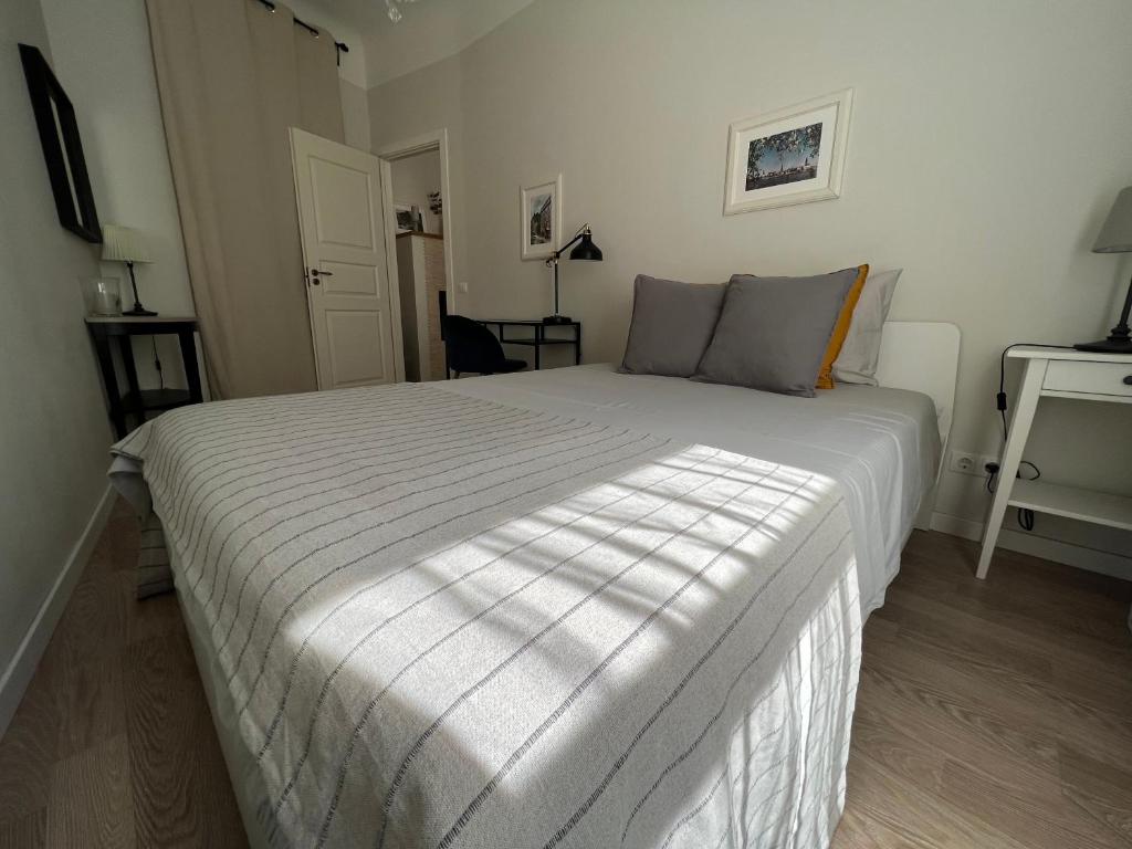 Renovated apartment in Riga center - Apartment