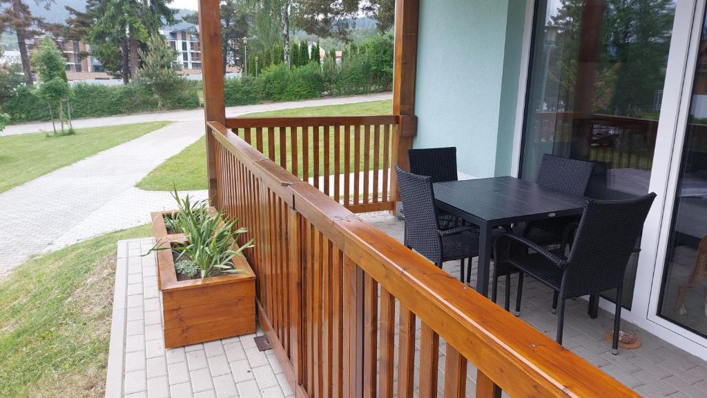 Balkón nebo terasa v ubytování Apartmán Lipno s výhledem na jezero