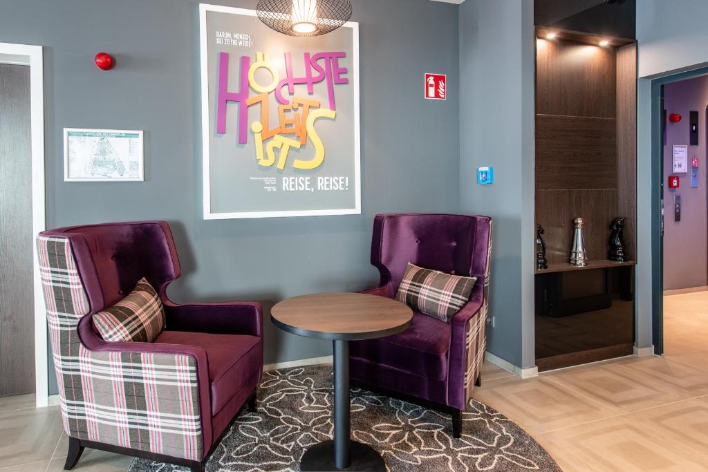 Premier Inn Stuttgart City Centre - Resim 13