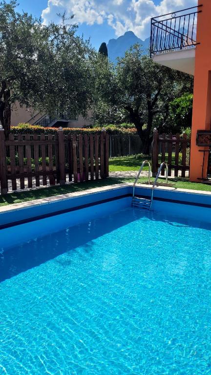 Fotografie z fotogalerie ubytování Albergo Villa Mimosa v destinaci Nago-Torbole