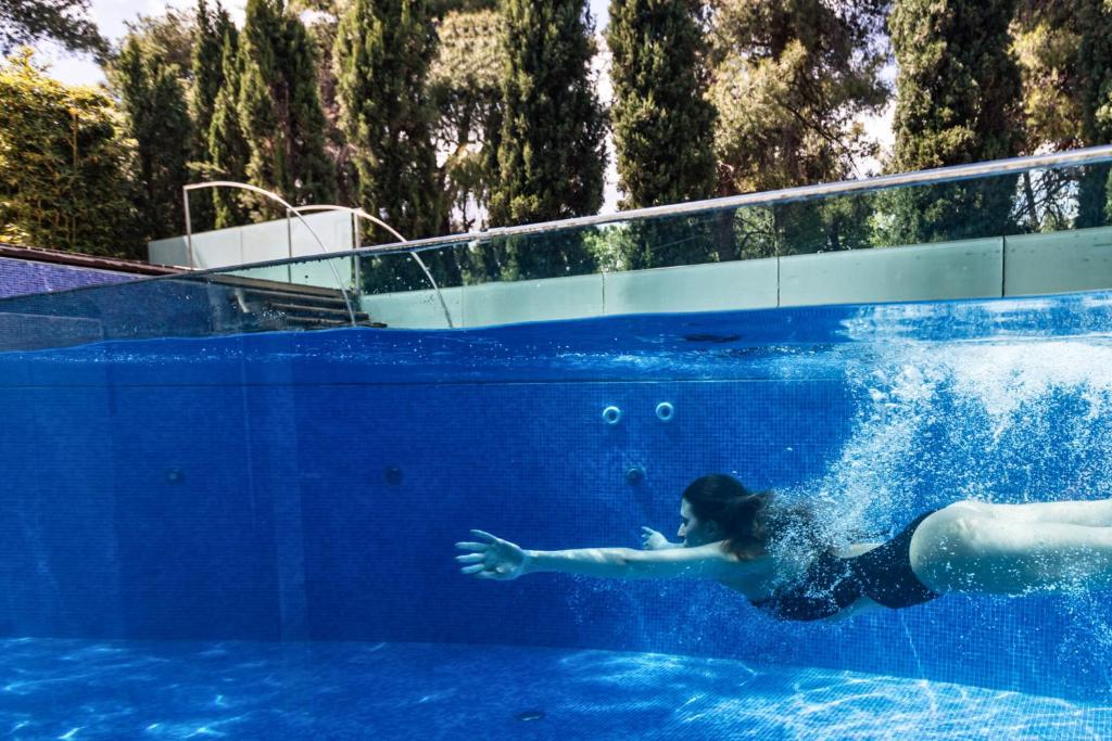 Life Gallery Athens - Resim 18