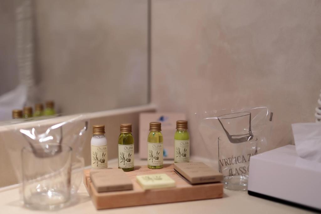 Blue Waves Resort - 9