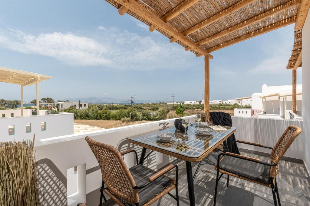 Balkón nebo terasa v ubytování Naxos Anamnisi