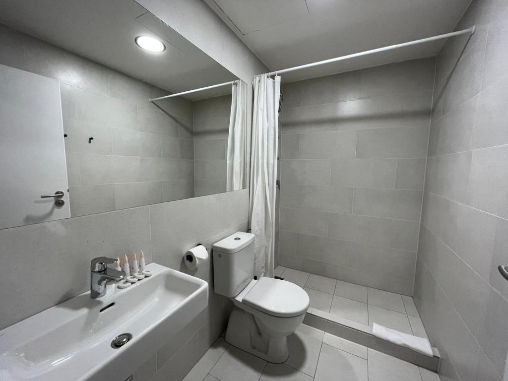 Koupelna v ubytování Figaro Suites