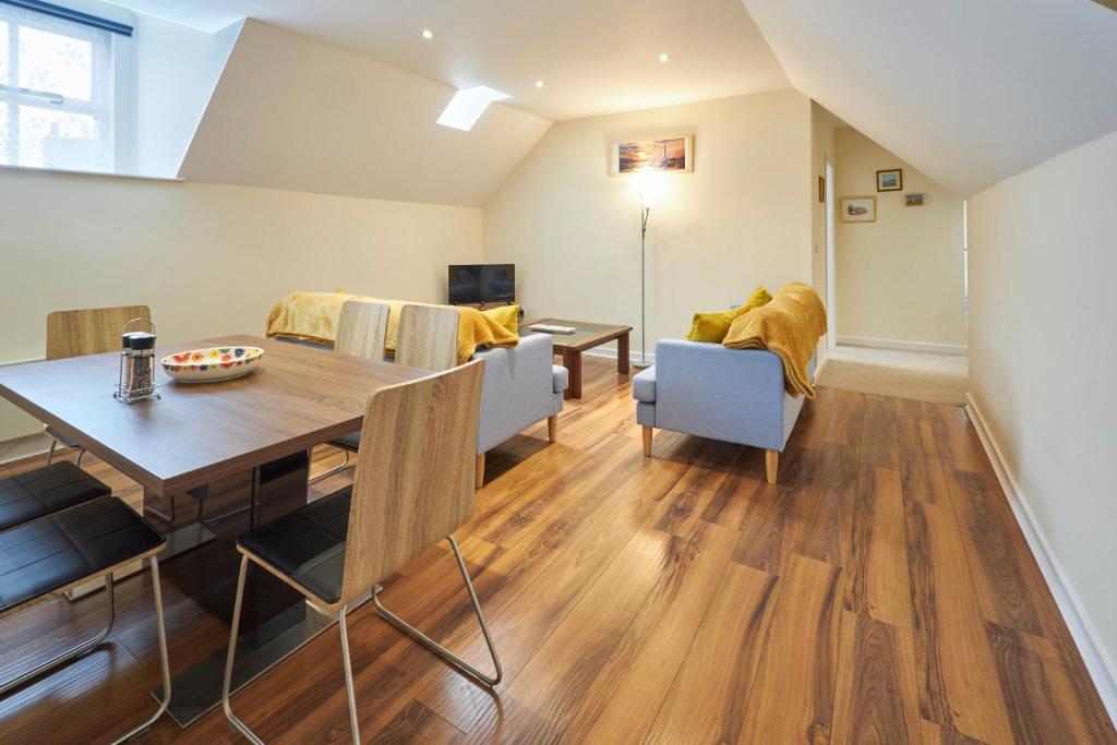 TV a/nebo společenská místnost v ubytování Host & Stay - Scotsgate House