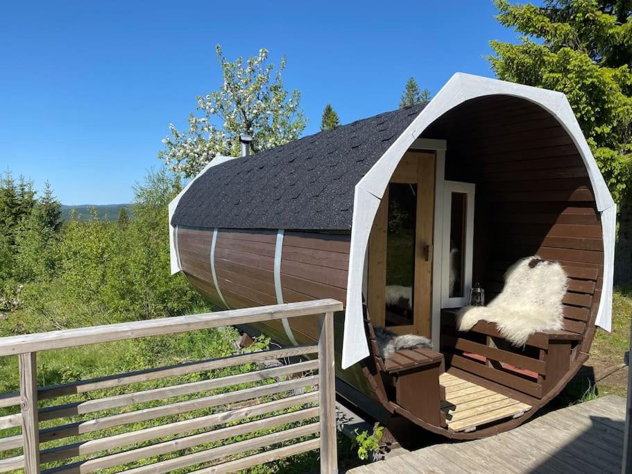 Fotografie z fotogalerie ubytování Forest cabin with stunning mountain view & Sauna v destinaci Torsby