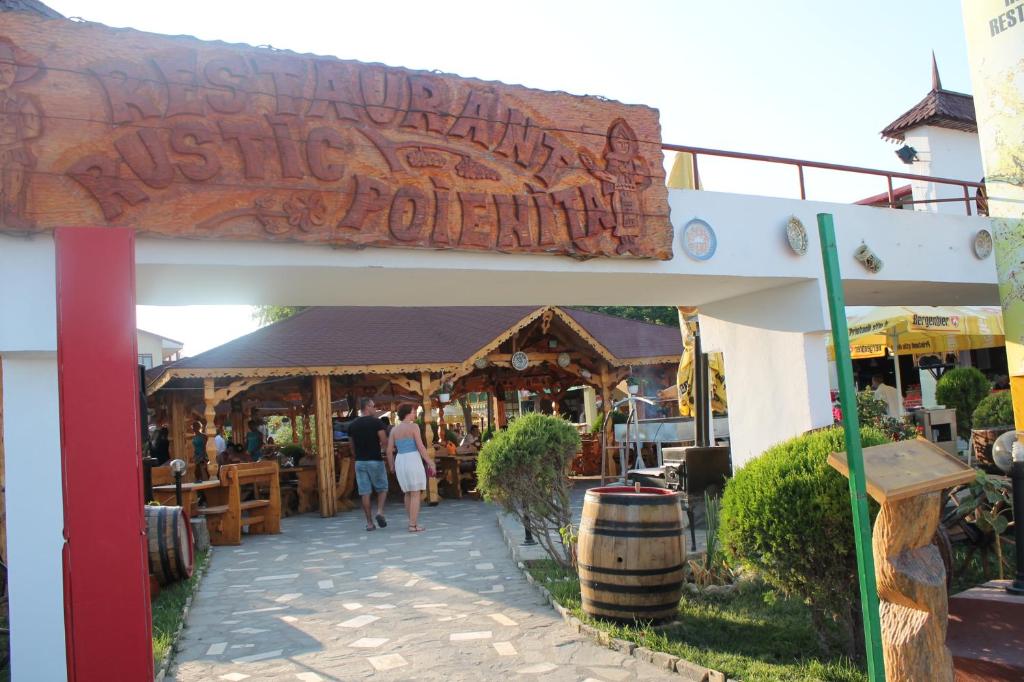Restaurace v ubytování Vila Poienita