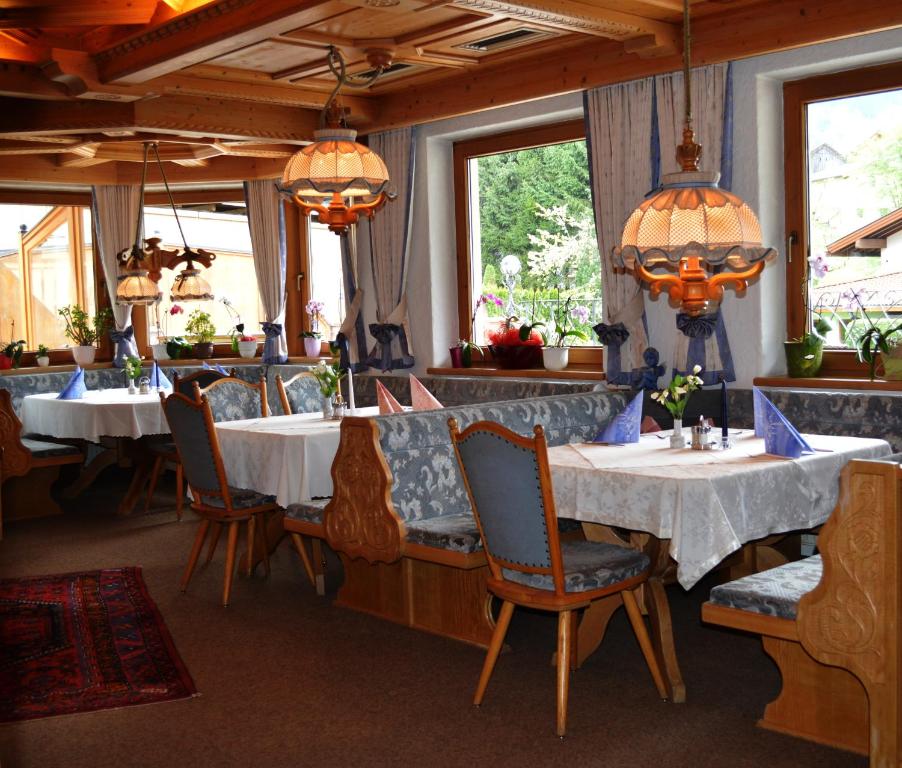 Restaurace v ubytování Hotel Theresia