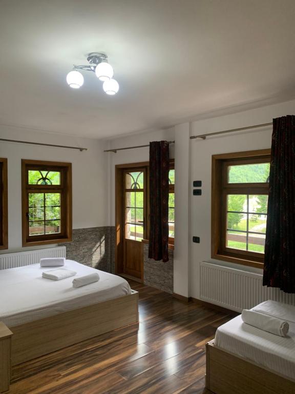 Fusha e Gjes Hotel - Image 2