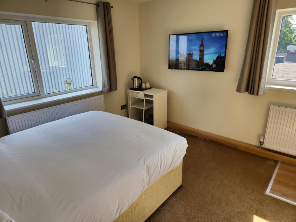 Homefield Lodge - King Room
