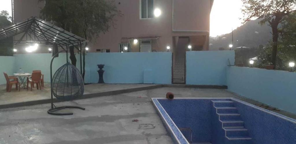 Bazén v ubytování guest hause giorgi,kobuleti- xala nebo v jeho okolí
