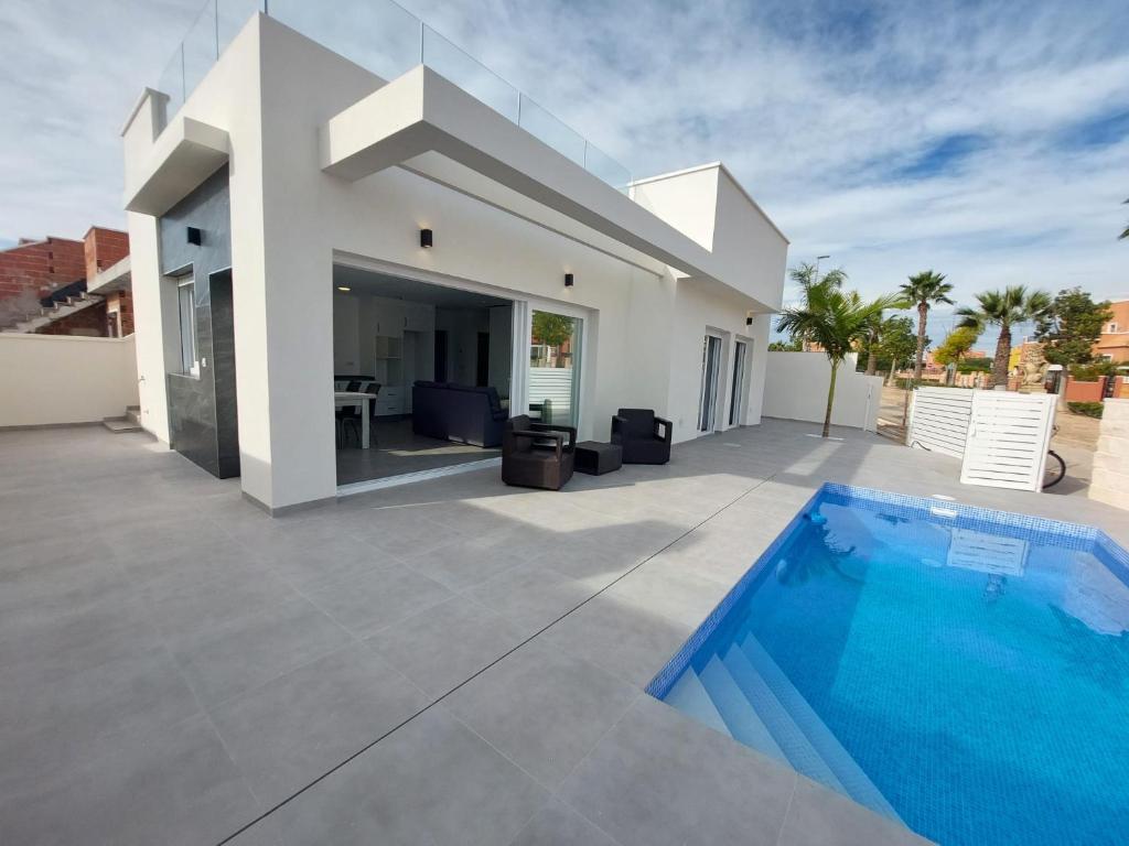 Villa María, Alicante – Updated 2023 Prices