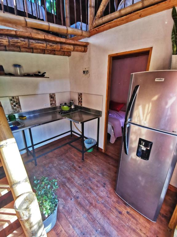 Kuchyň nebo kuchyňský kout v ubytování Hotel Marrokos Aeropuerto José María Córdova