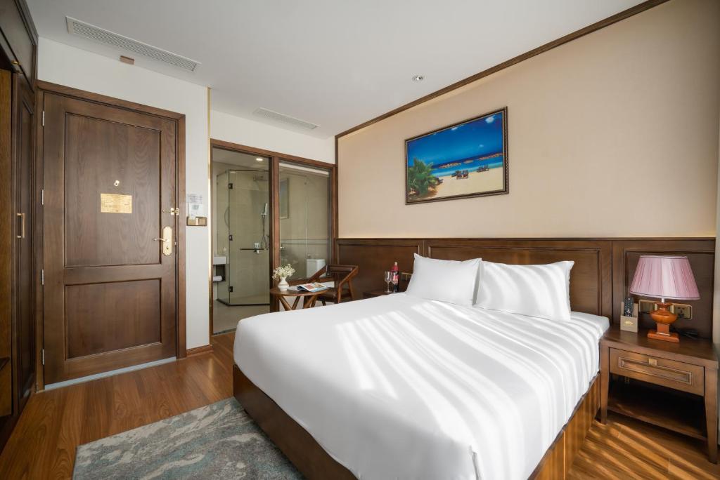 Ưu đãi Đặc biệt - Phòng Deluxe Giường Đôi Nhìn ra Thành phố