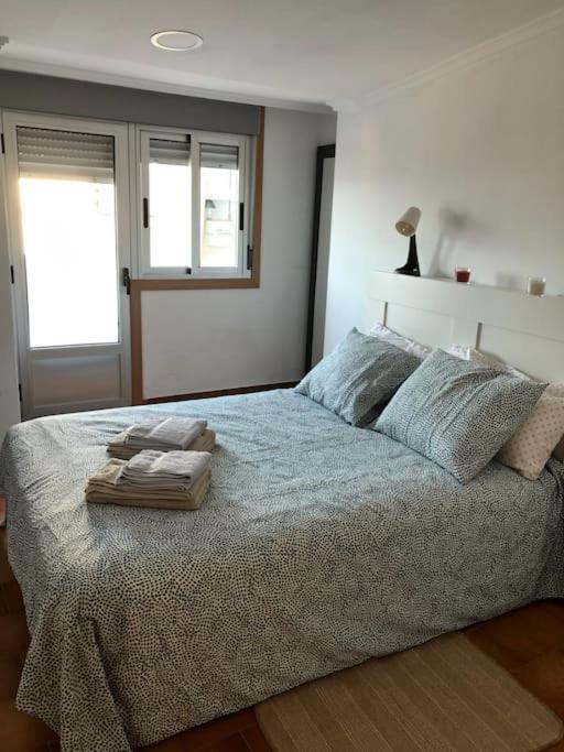 Postel nebo postele na pokoji v ubytování Precioso apartamento con increíbles vistas al mar