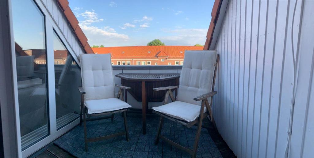 Fotografie z fotogalerie ubytování Sonnenwohnung nahe Messe und Maschsee + Terasse v destinaci Hannover