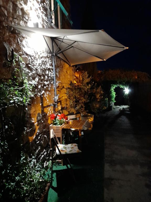 Fotografie z fotogalerie ubytování A Ridosso v destinaci Riccò del Golfo di Spezia
