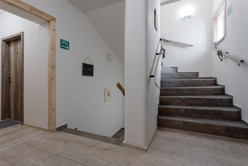 Fotografie z fotogalerie ubytování Vlevo dole Koko Apartment by Správa ubytka v Rokytnici nad Jizerou